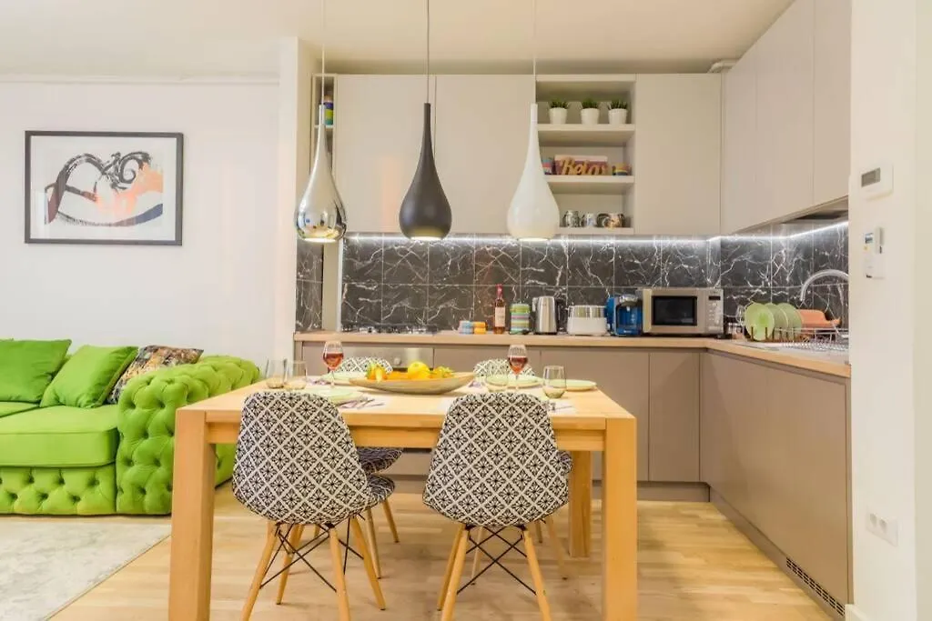בוקרשט Sunset View Modern Apartment Close To Everything רומניה