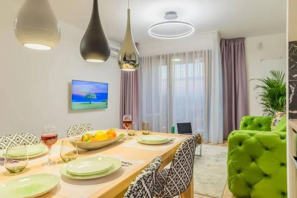 Sunset View Modern Apartment Close To Everything Bucharest Romania
